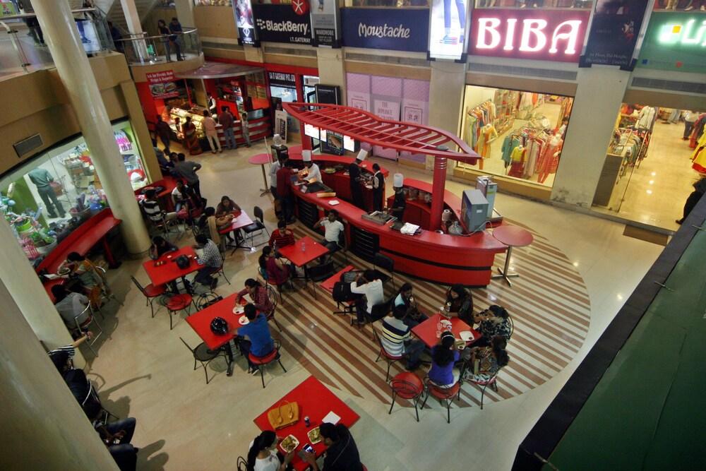Hotel Pal Heights Bhubaneswar Exterior foto