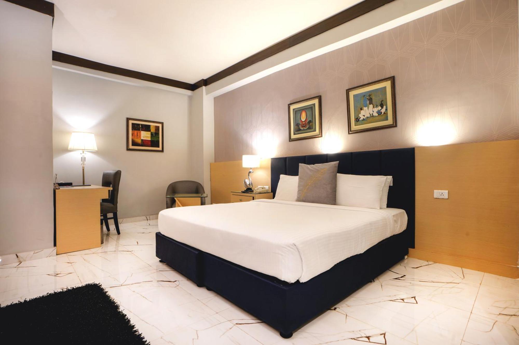 Hotel Pal Heights Bhubaneswar Exterior foto