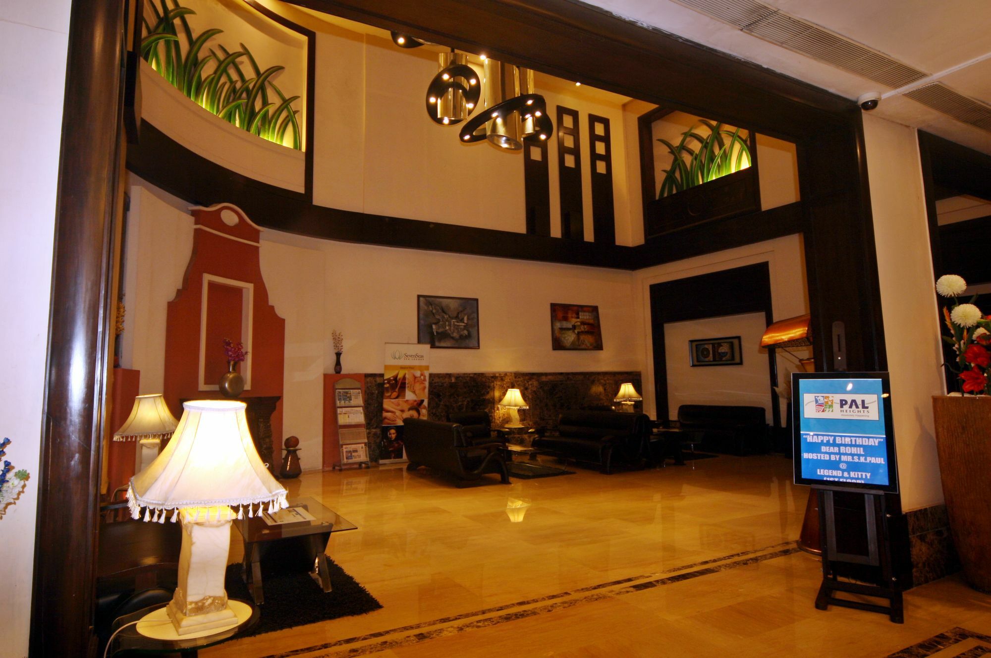 Hotel Pal Heights Bhubaneswar Exterior foto